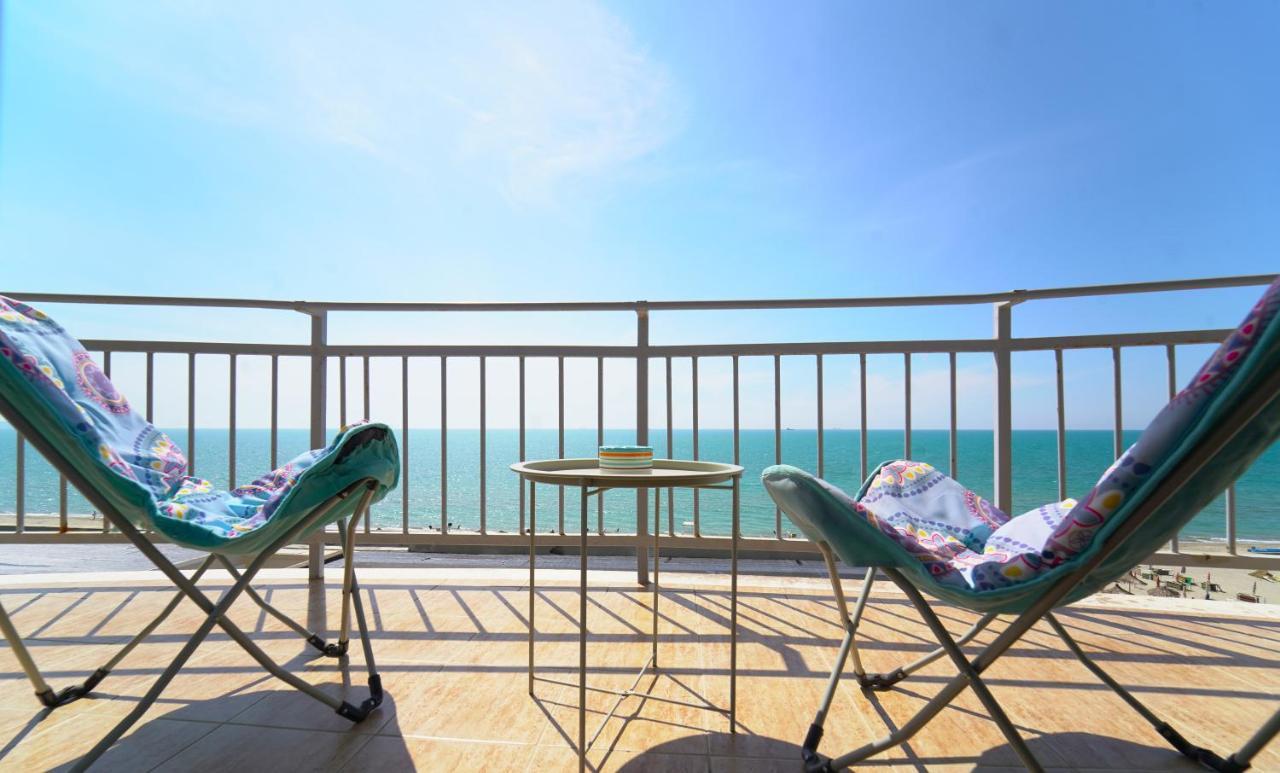 Апартаменти Beachfront Marilyn Дуррес