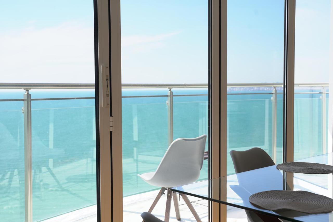 Beachfront Marilyn * Durres