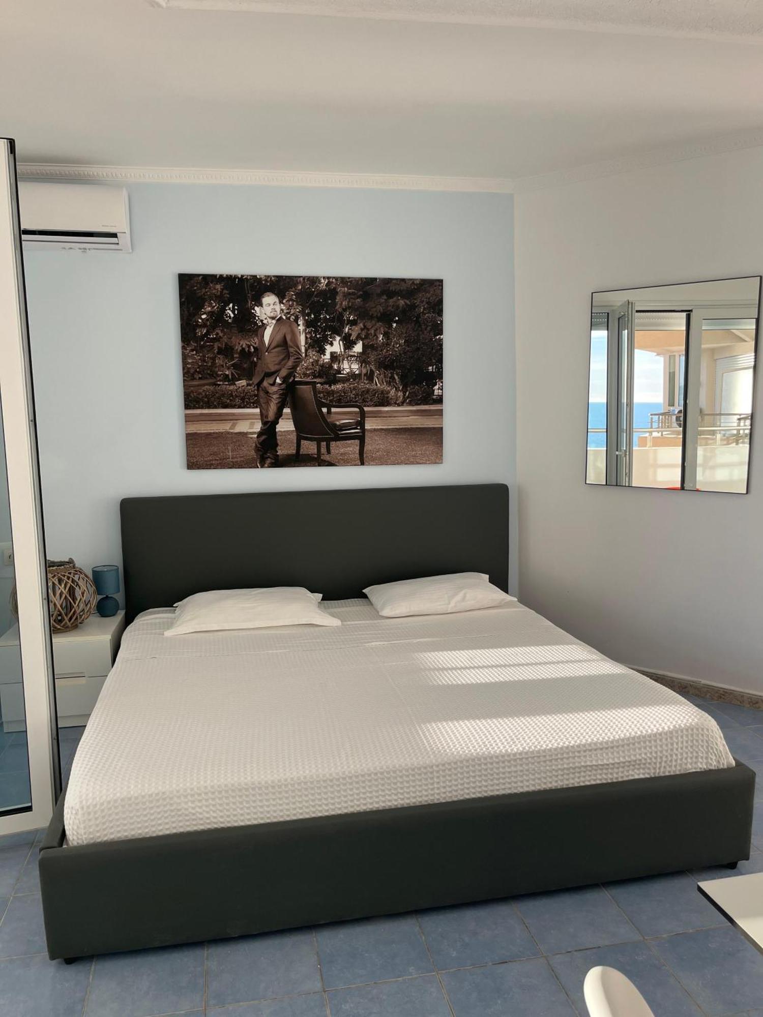 Beachfront Marilyn Durres