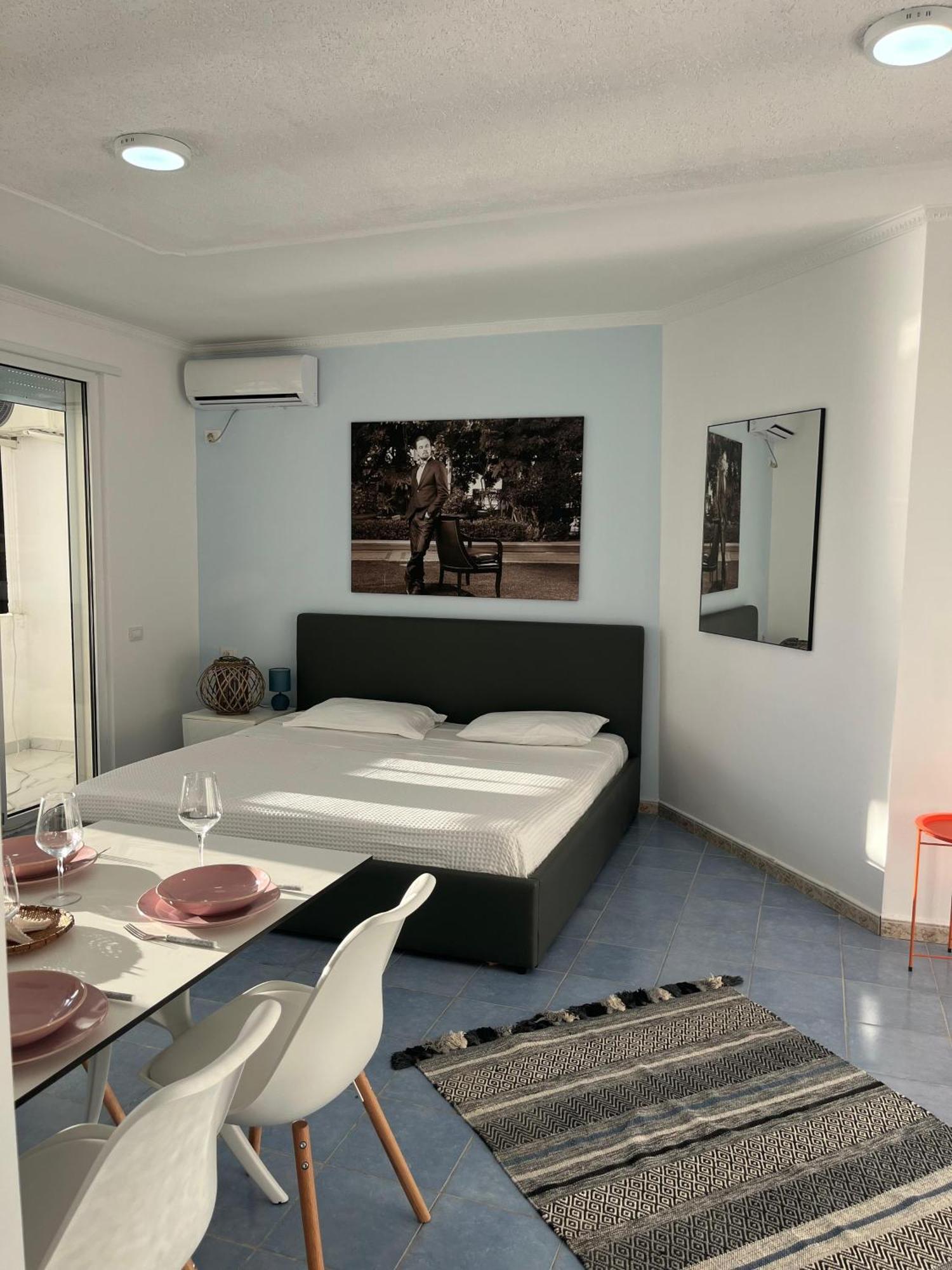 Апартаменти Beachfront Marilyn